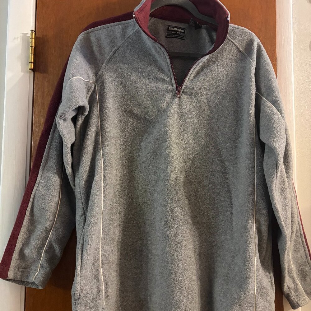 Highland Outfitters, men's M 1/4 zip fleece, maroon & gray